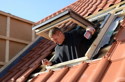Pose de fenêtres de toit Velux à Carspach